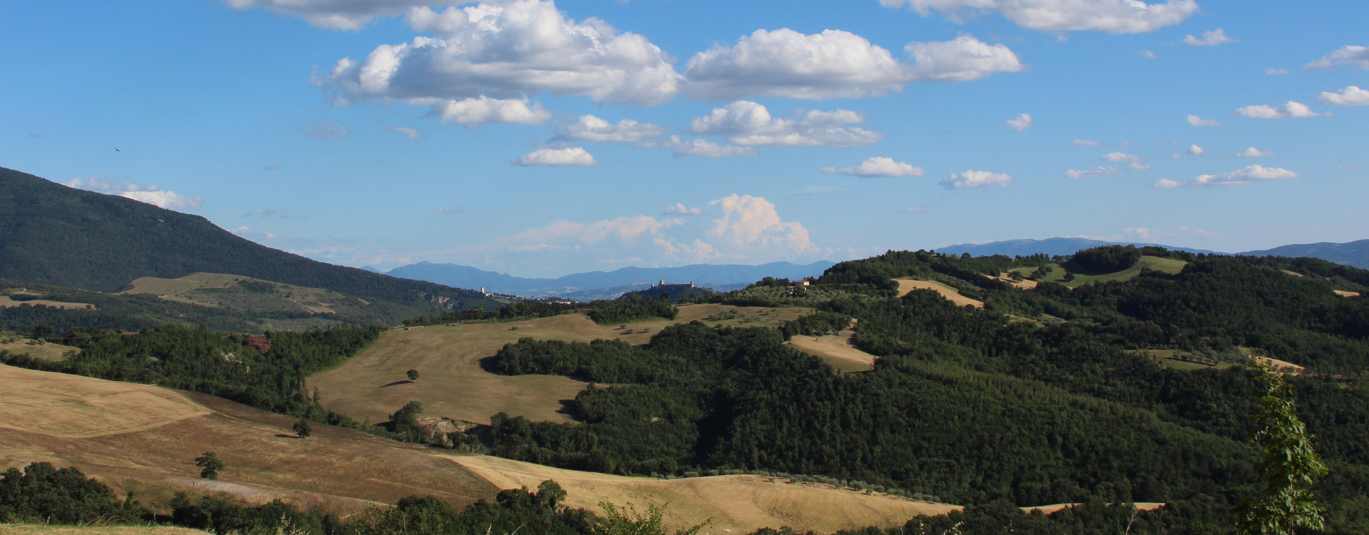 Agriturismo Assisi 'Relais Parco del Subasio' - Ti aspettiamo per dare valore e sapore al tempo ed al silen<io